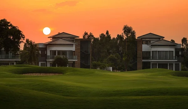 Featured Image of Prestige Golfshire